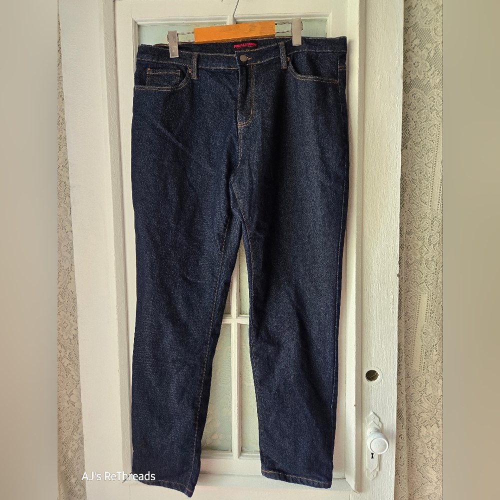 Realtree Dark Wash Flannel Lined Straight Leg Jeans Size 16